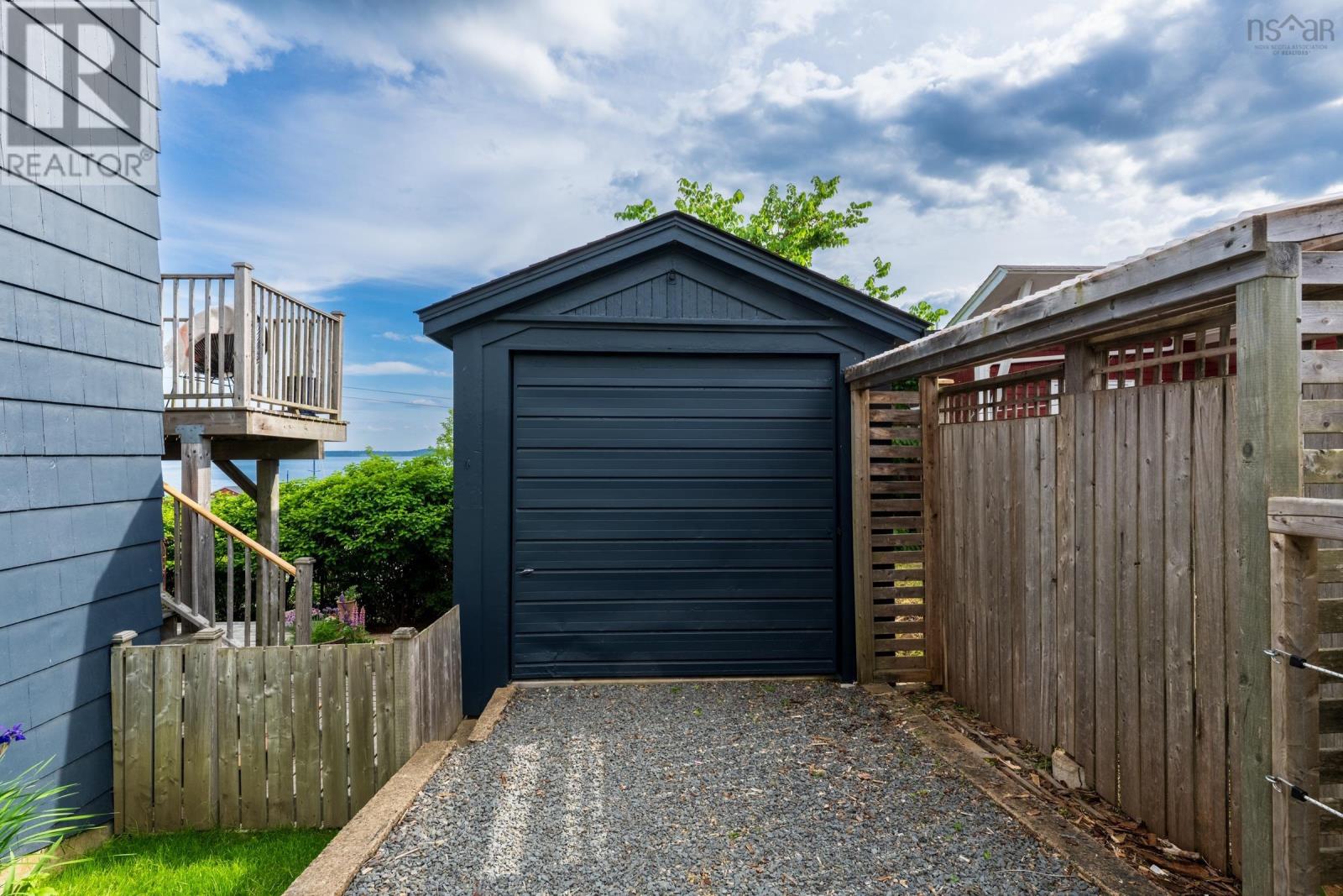 268 Montague Street - 42