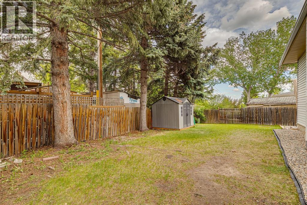 28 Cantrell Bay SW - 28