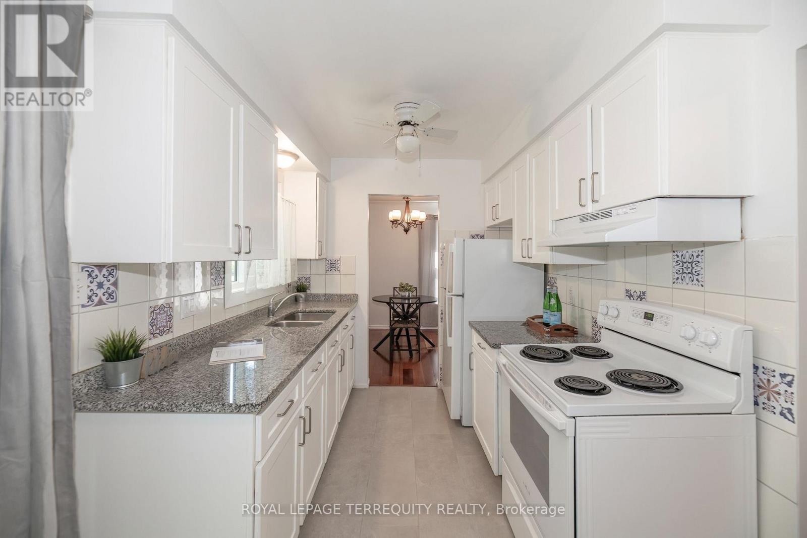 1214 TROWBRIDGE DRIVE - Image 9