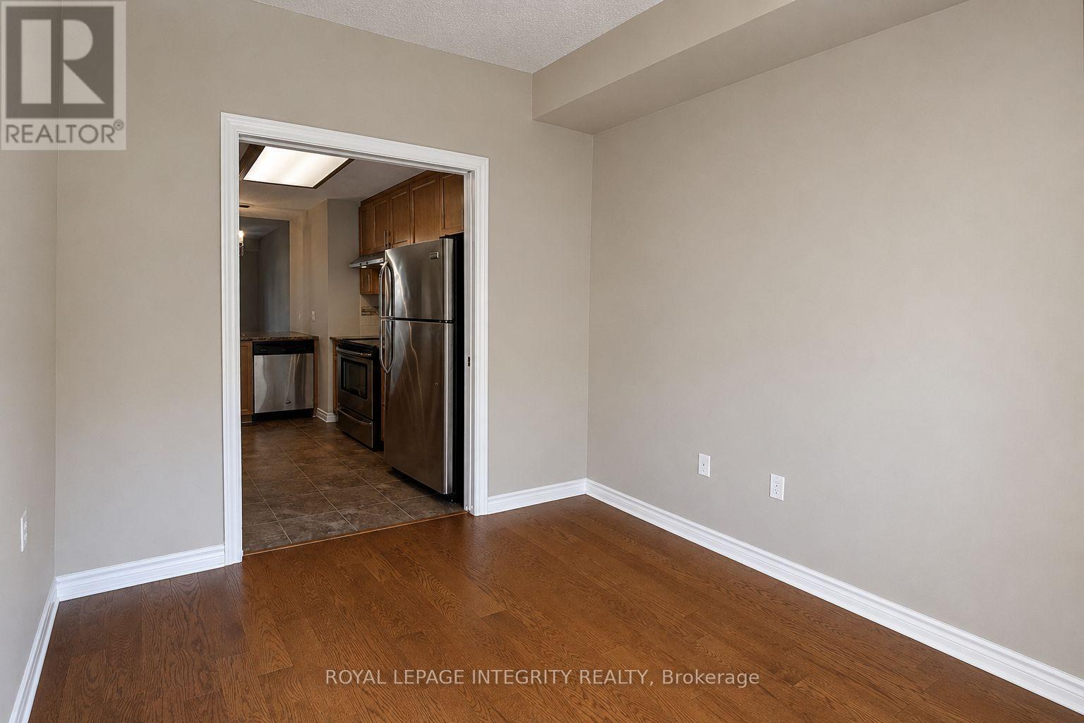 2 Bed, 2 Bath House for Rent in Ottawa – D – 64 TIPPERARY PRIVATE, Ottawa – MLS# X13680956 - Image 11