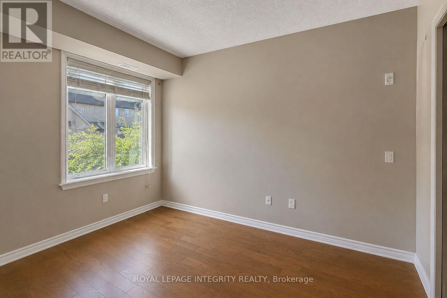 2 Bed, 2 Bath House for Rent in Ottawa – D – 64 TIPPERARY PRIVATE, Ottawa – MLS# X13680956 - Image 12