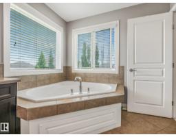 1478 37b Av Nw, Edmonton, AB T6T0J1 Photo 36