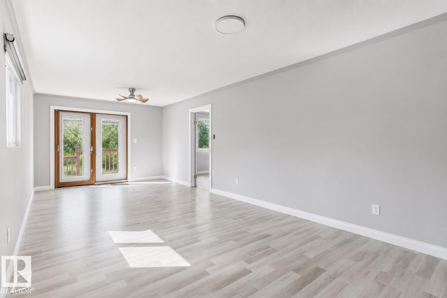 5409 45 ST - Image 22