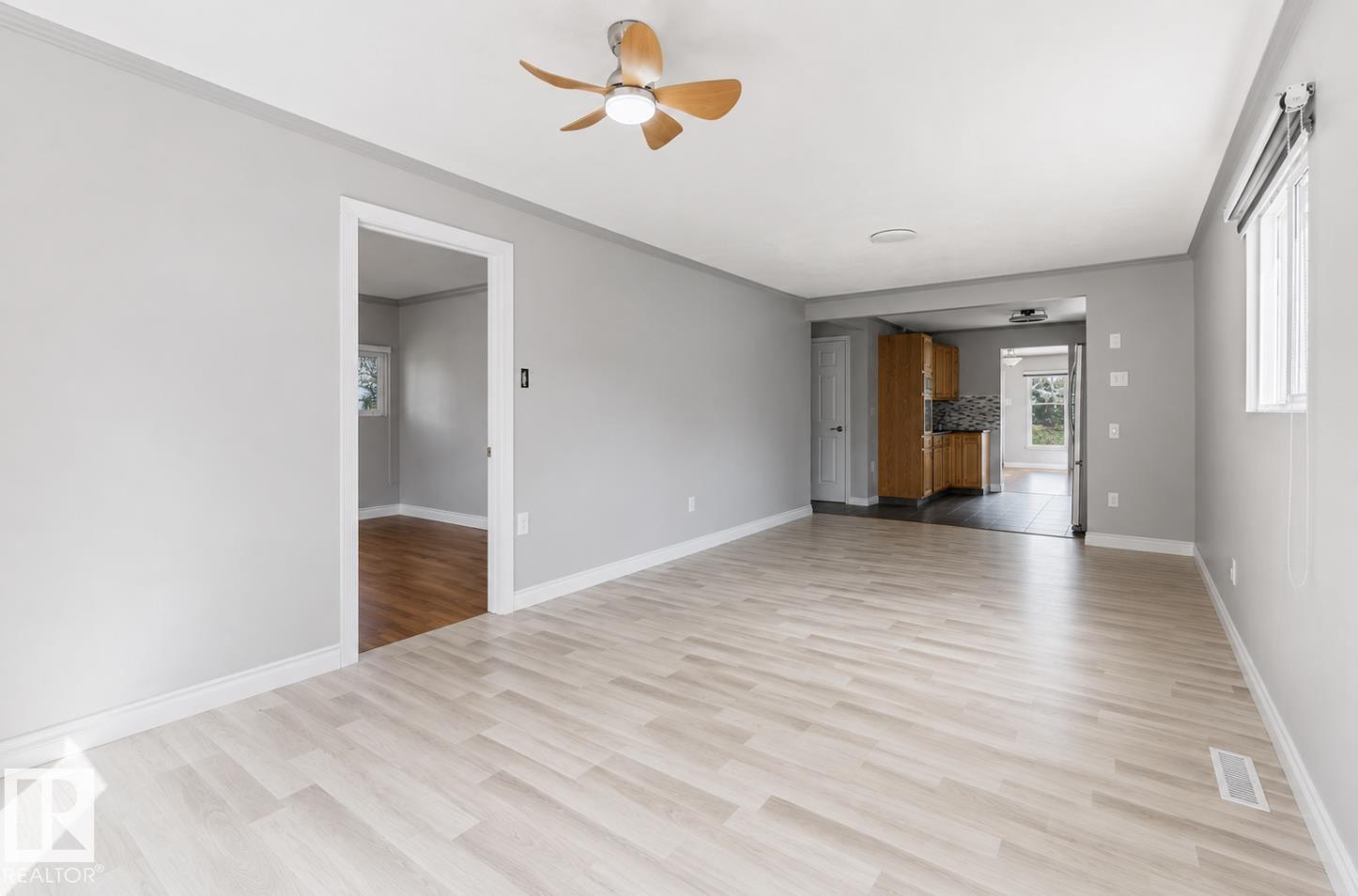 5409 45 ST - Image 26