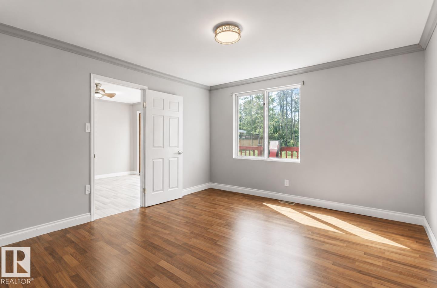 5409 45 ST - Image 35