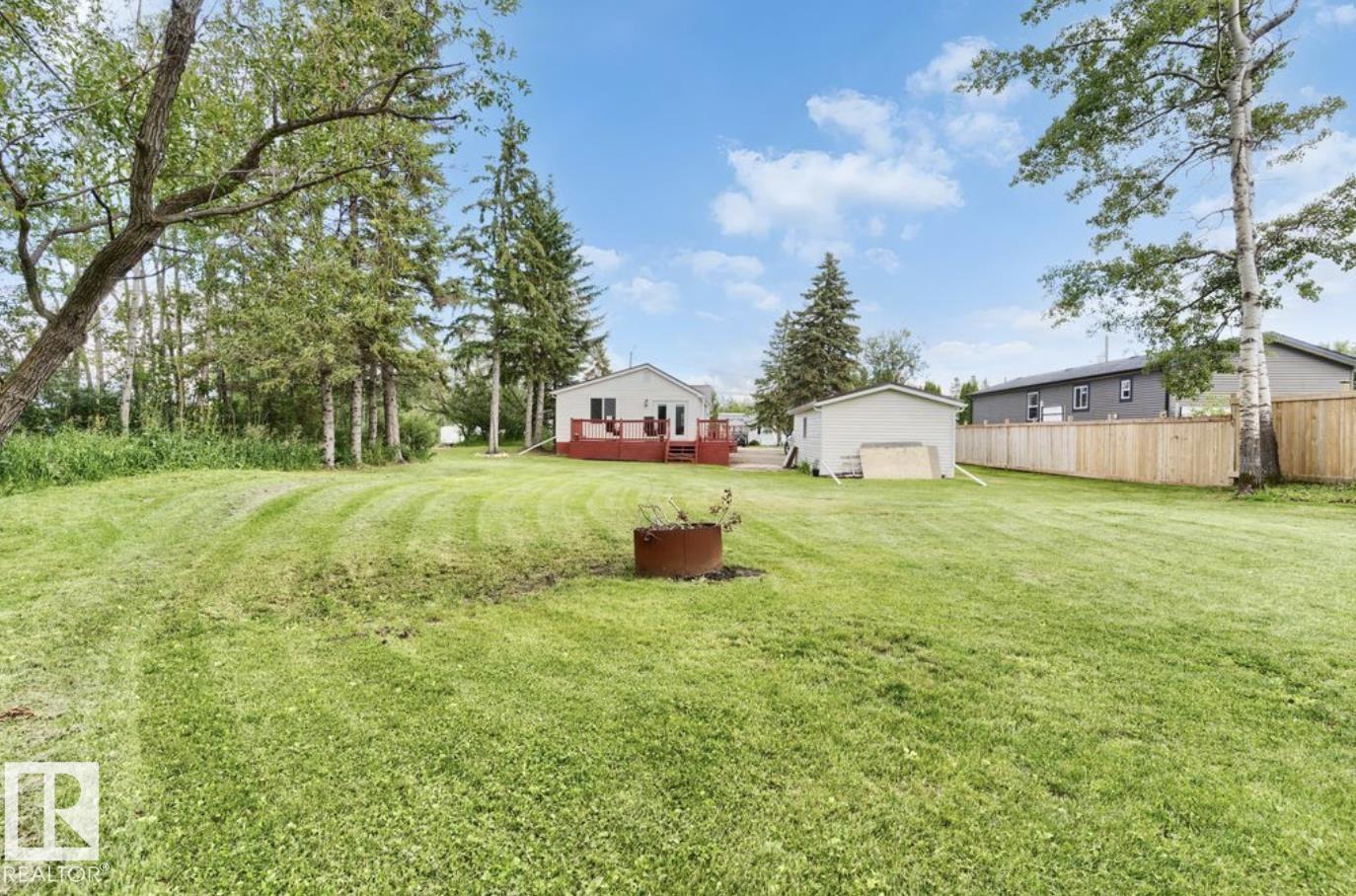 5409 45 ST - 51