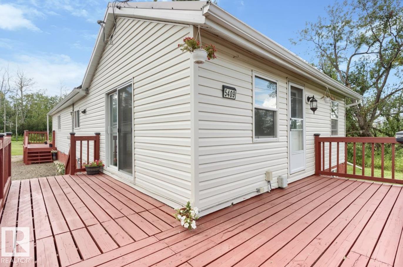 5409 45 ST - Image 6