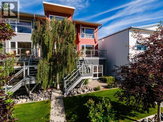 11-11-404 HANSON STREET - 2