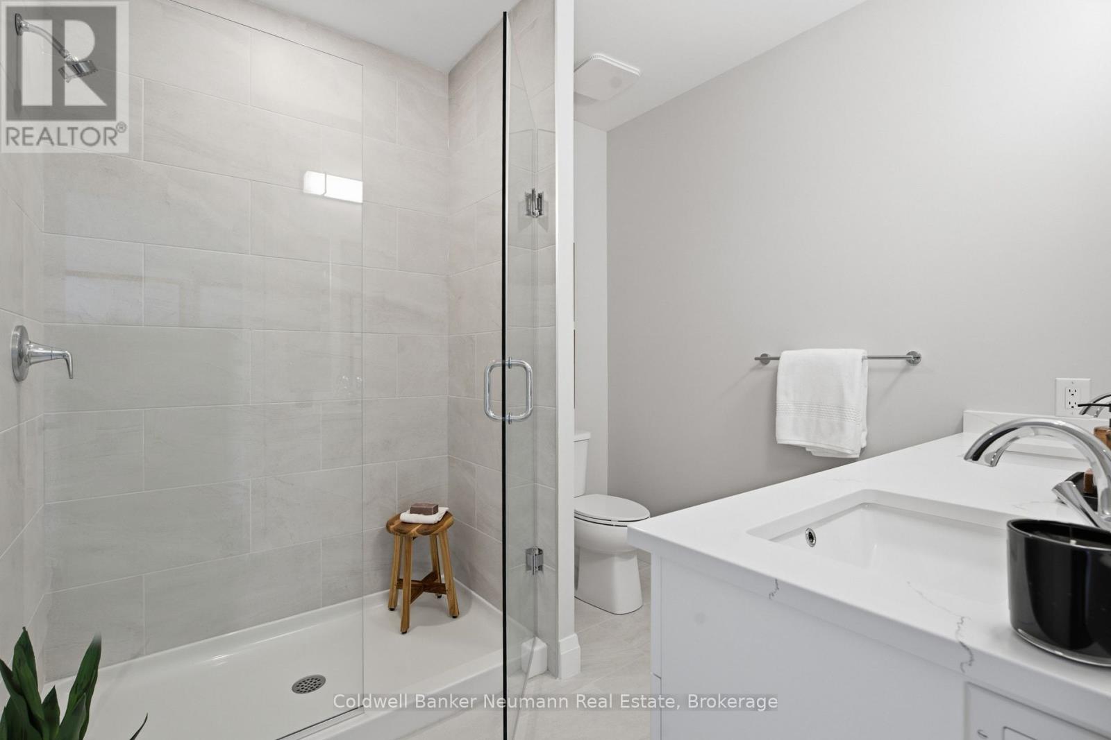 #307 1882 GORDON STREET - Image 13