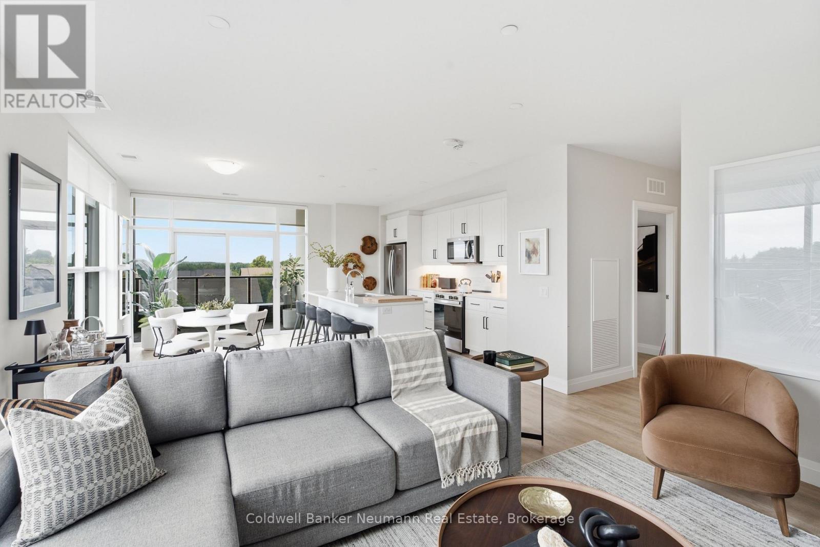 #307 1882 GORDON STREET - Image 4