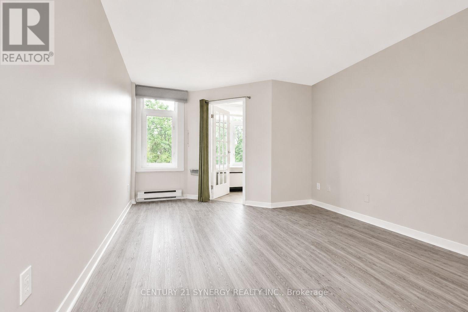 #230 1025 GRENON AVENUE - Image 15