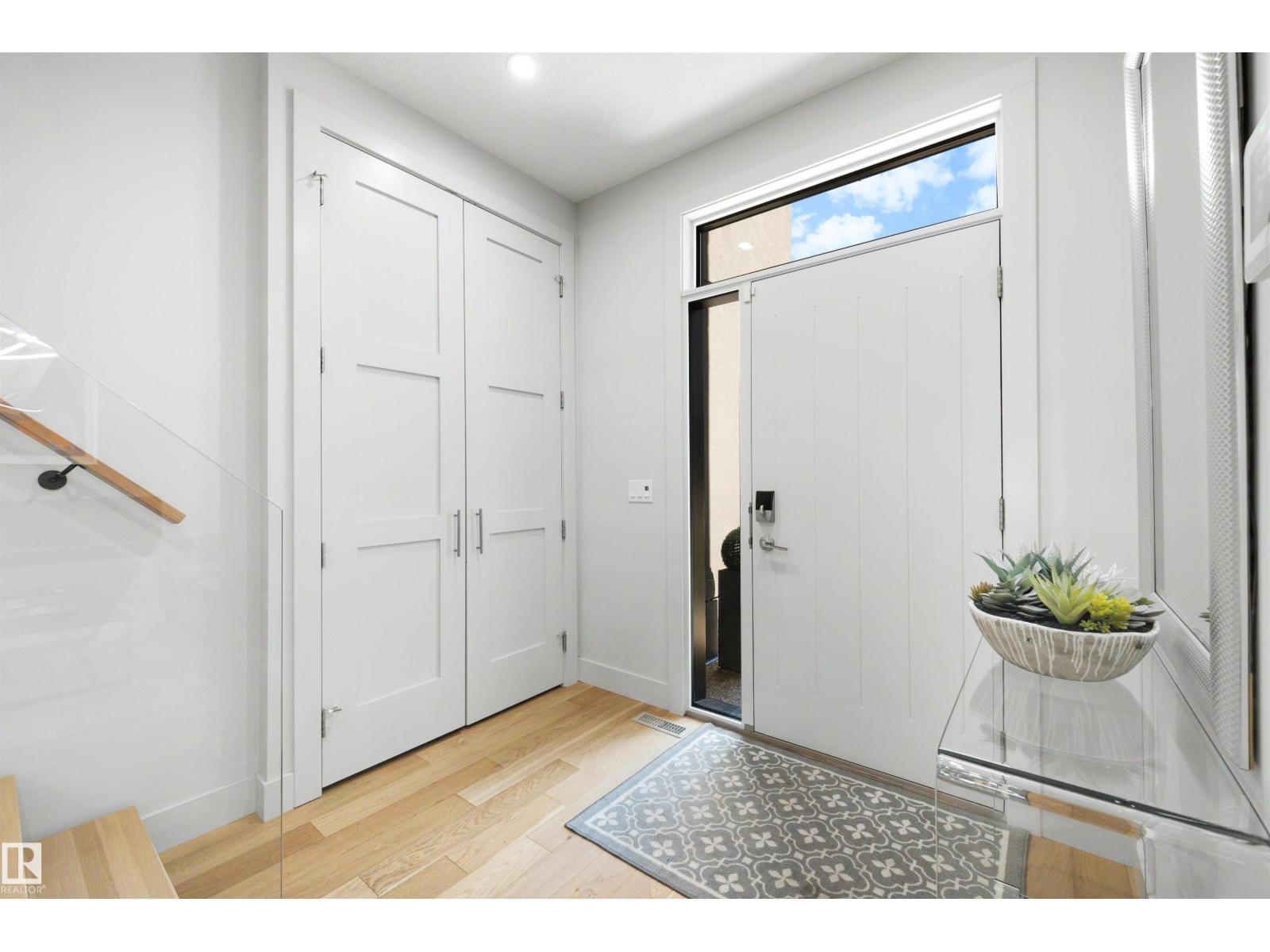 7814 142 ST NW - Image 8