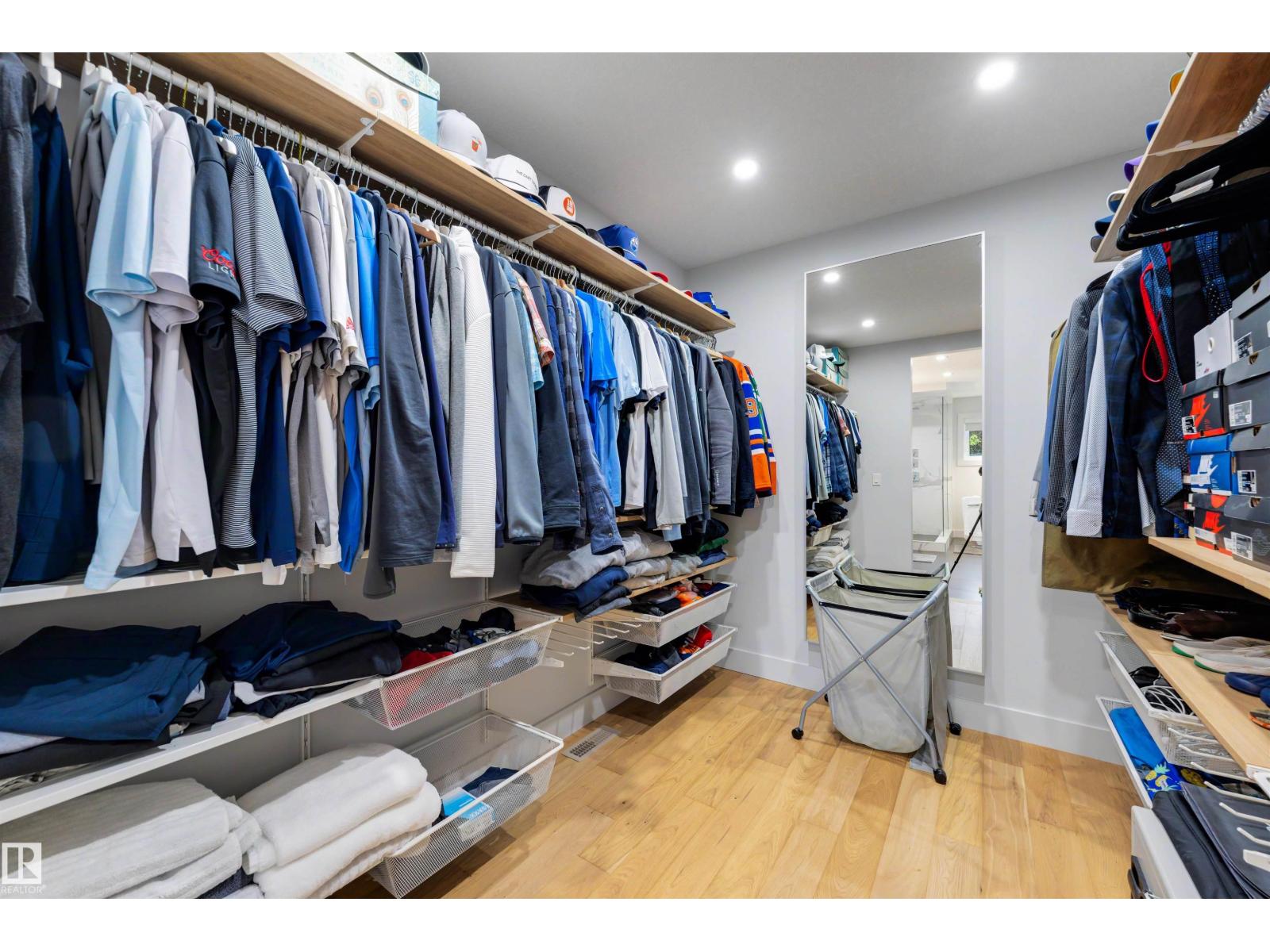 7814 142 ST NW - 29