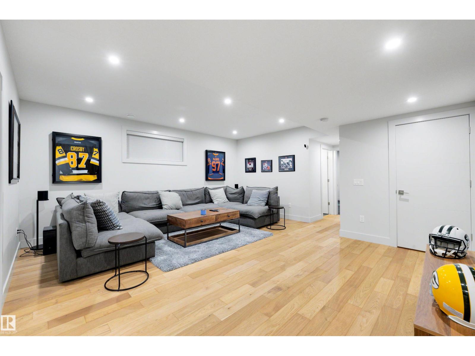 7814 142 ST NW - Image 43