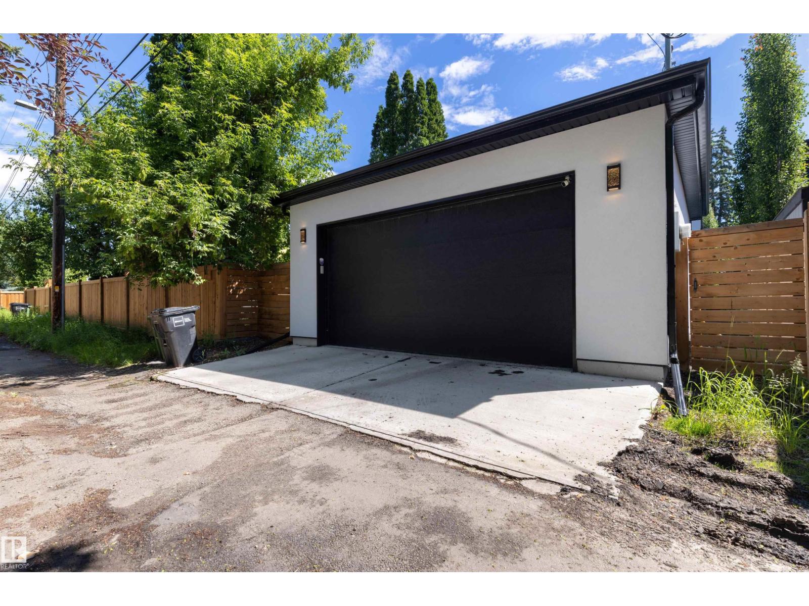 7814 142 ST NW - Image 48