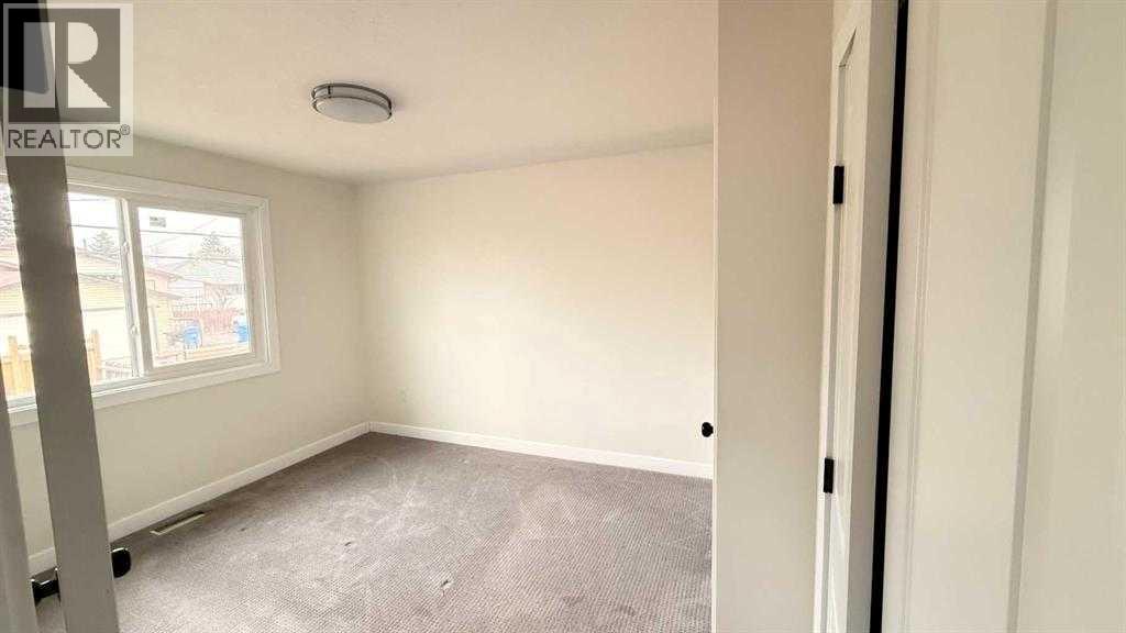 2008 41 Street SE - 5