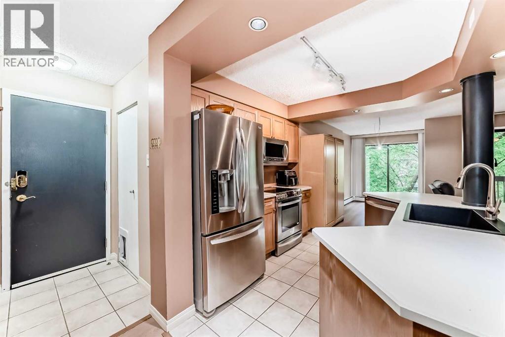 #208 659 4 Avenue NE - 6