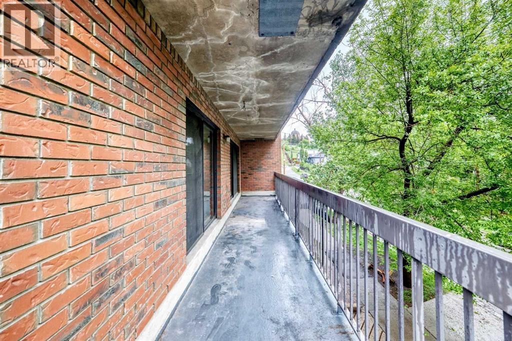 #208 659 4 Avenue NE - 29