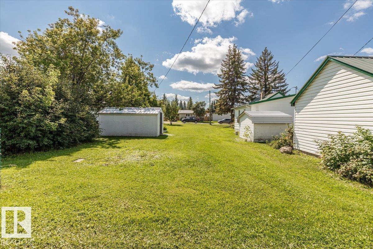 5032 & 5036 53 Ave - Image 20