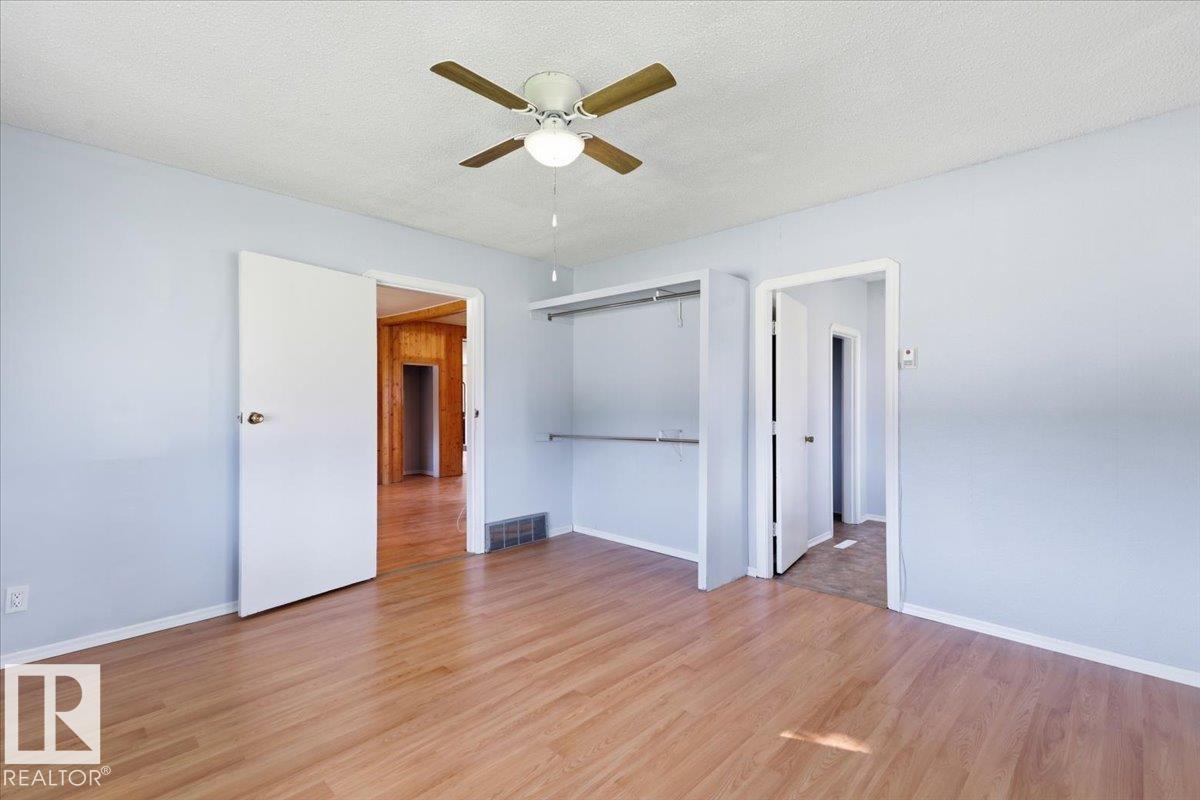5032 & 5036 53 Ave - Image 10