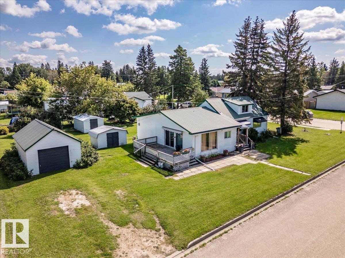 5032 & 5036 53 Ave - Image 29