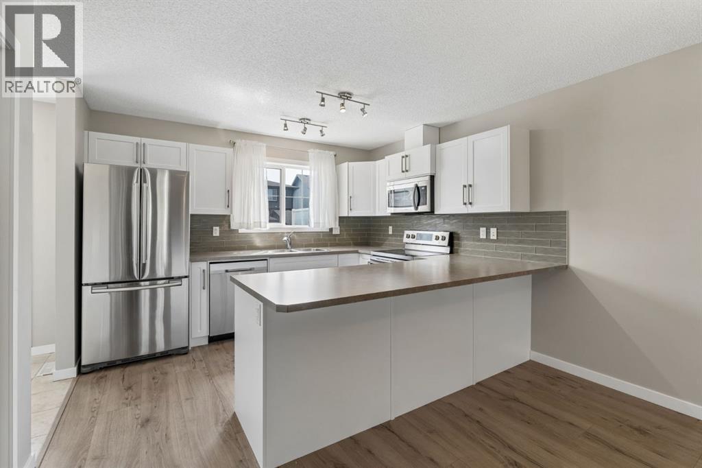 268 Sunset Road, Sunset Ridge, Cochrane photo 3