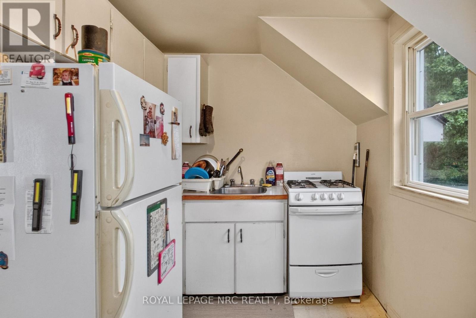 3993 WELLINGTON COURT - Image 16
