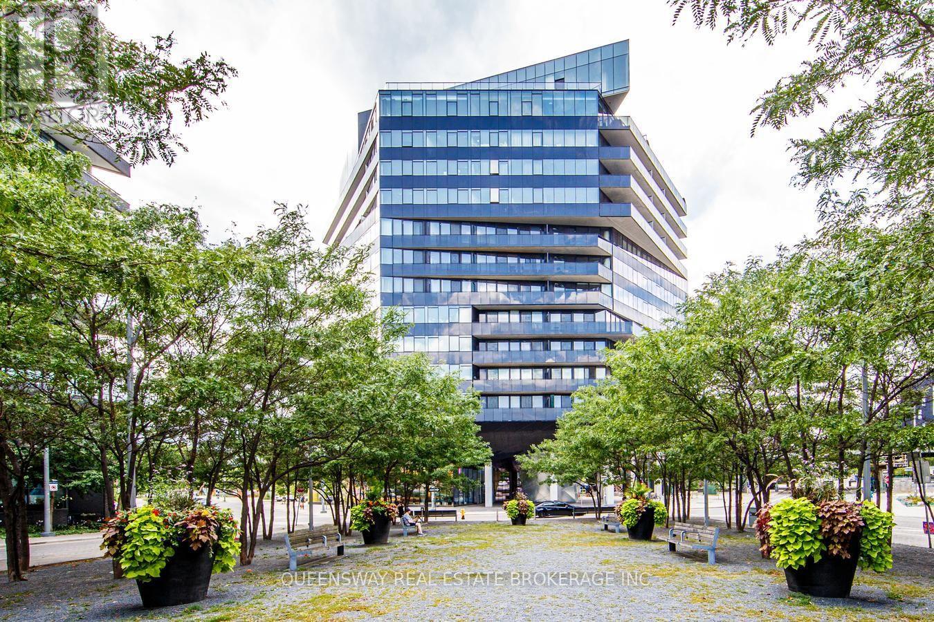 Photo of 21 Lawren Harris Square