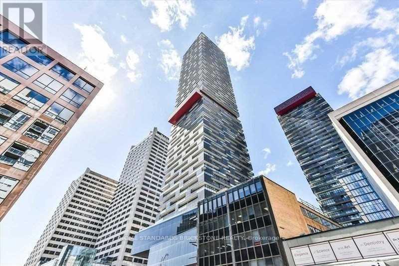 Photo of 8 Eglinton Avenue