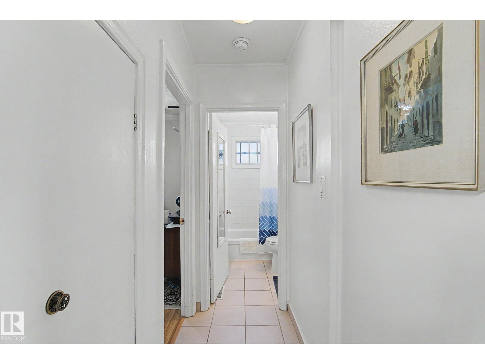 9706 159 ST NW - Image 22
