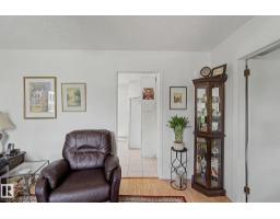 9706 159 St Nw, Edmonton, AB T5P2Z3 Photo 11