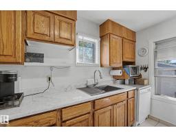 9706 159 St Nw, Edmonton, AB T5P2Z3 Photo 15
