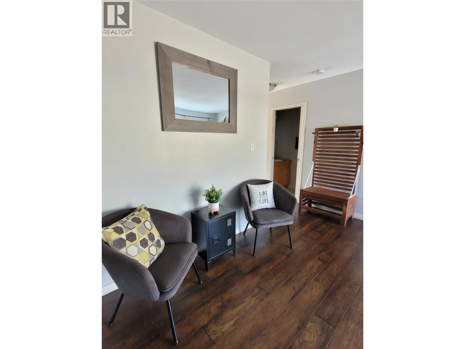 619 10th Avenue - 36