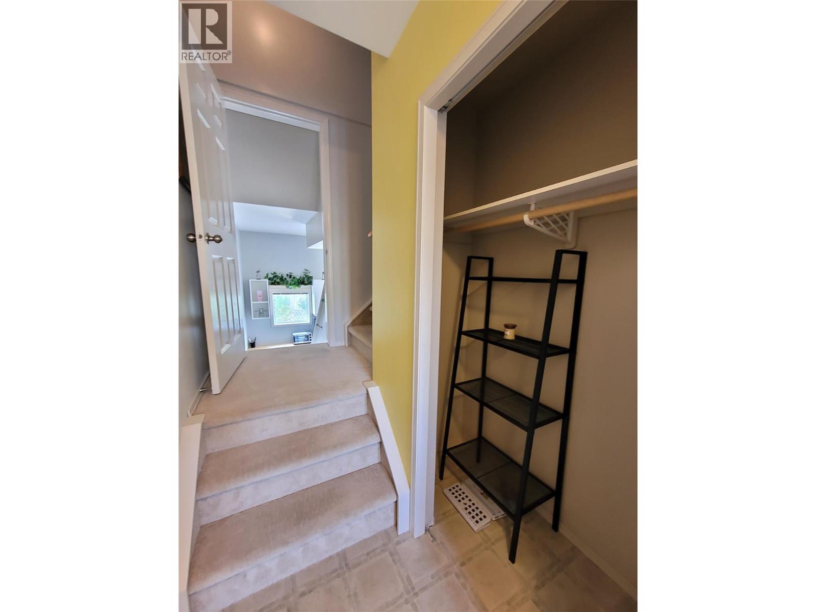 619 10th Avenue - Image 41