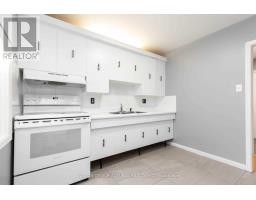 17 Pamille Place, Toronto, ON M6M3A9 Photo 15
