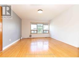 17 Pamille Place, Toronto, ON M6M3A9 Photo 8