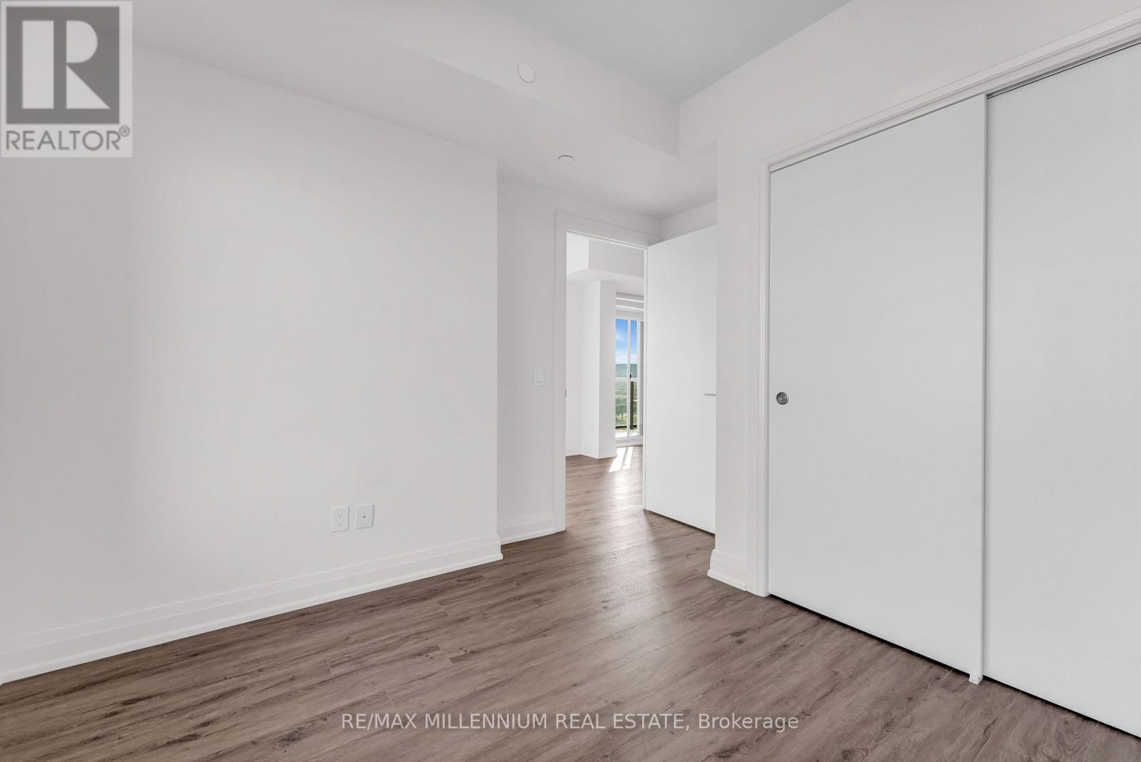 #1011 385 WINSTON ROAD - Image 27