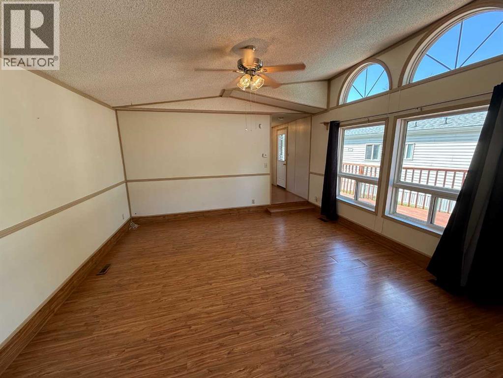 402, 700 Carmichael Lane - 3