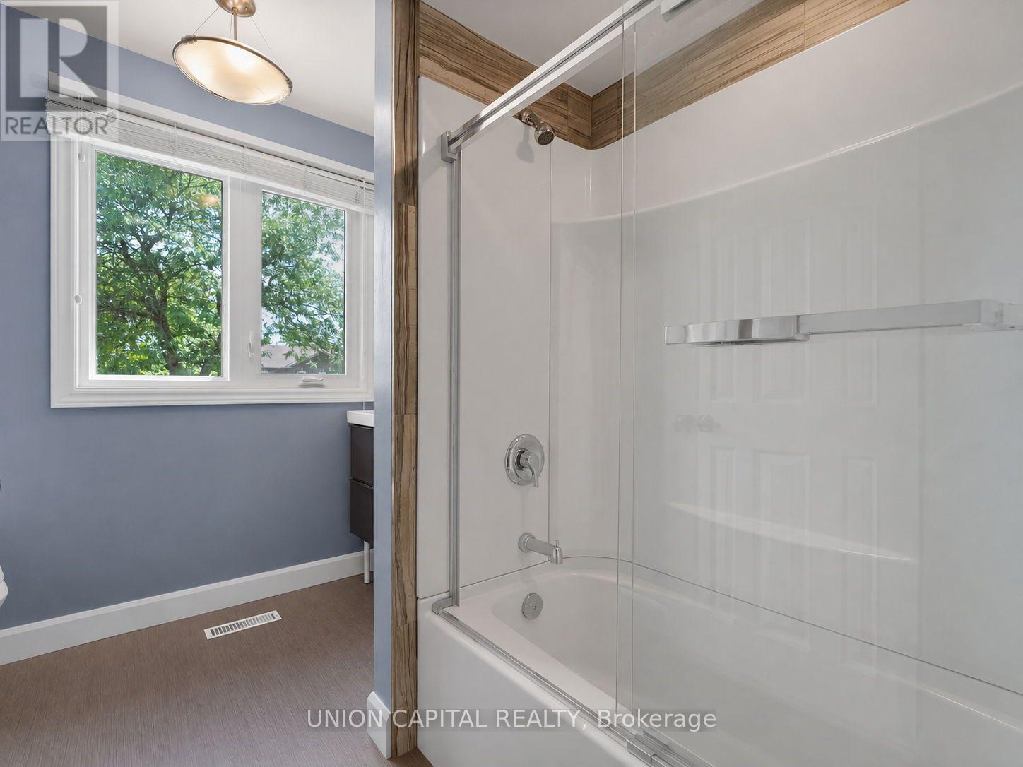 772 PEBBLE COURT - Image 29