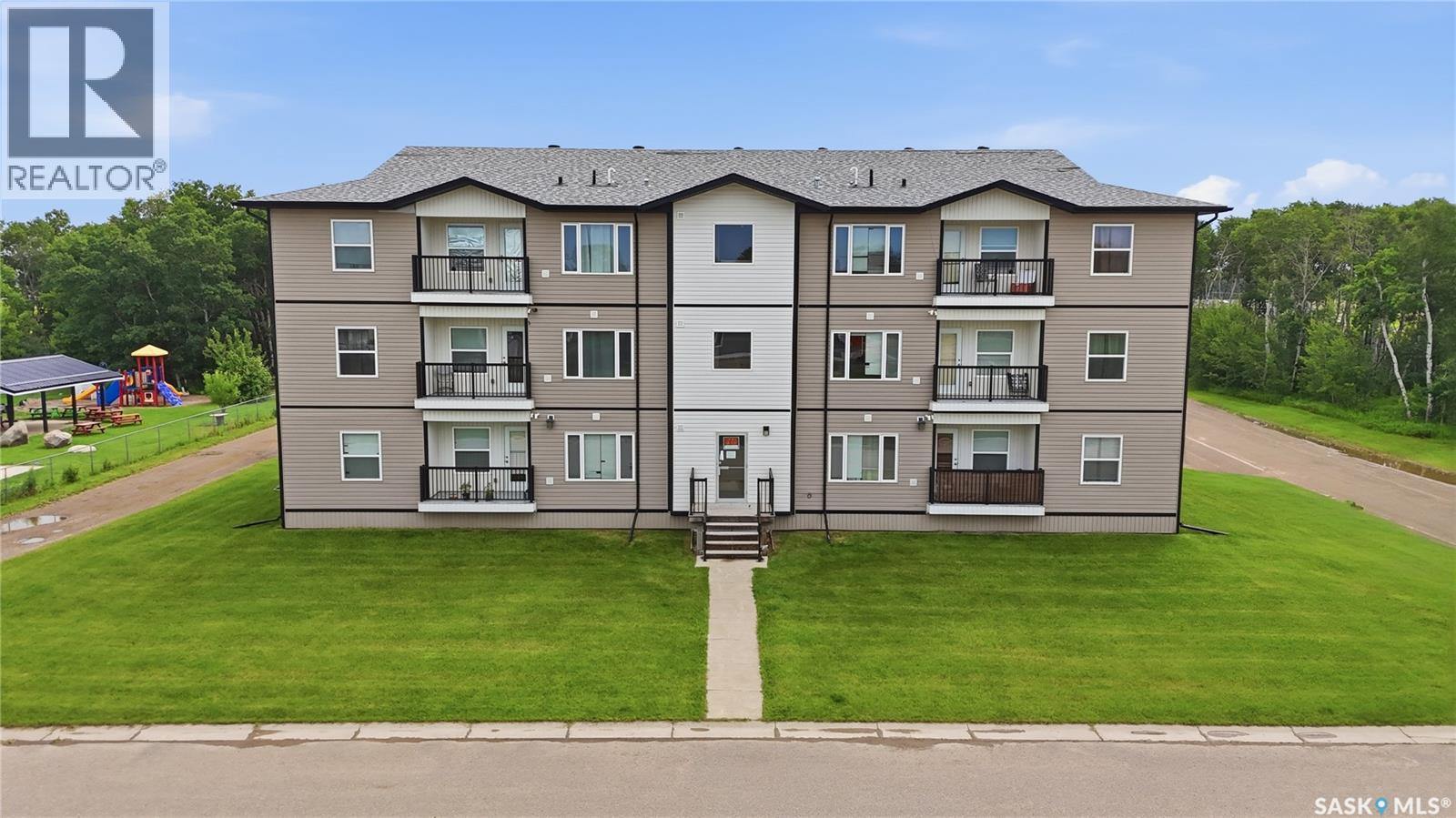 1202&1212 Dauncey DRIVE - 12