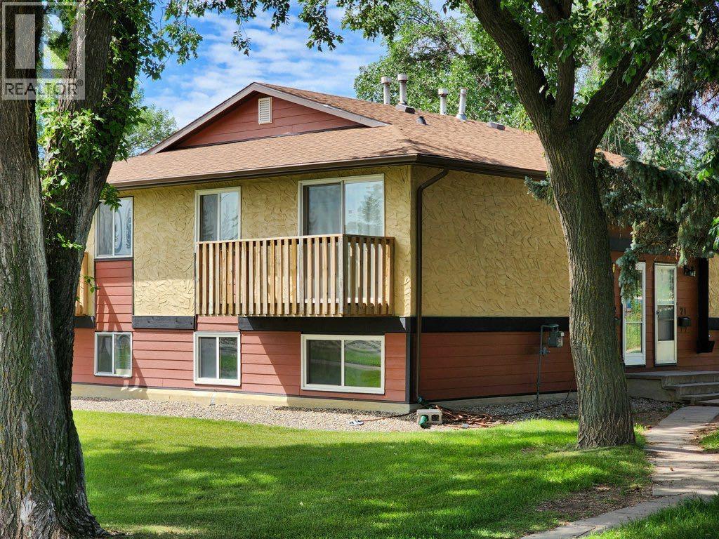 Property for sale at 22, 5 Acadia Road W
