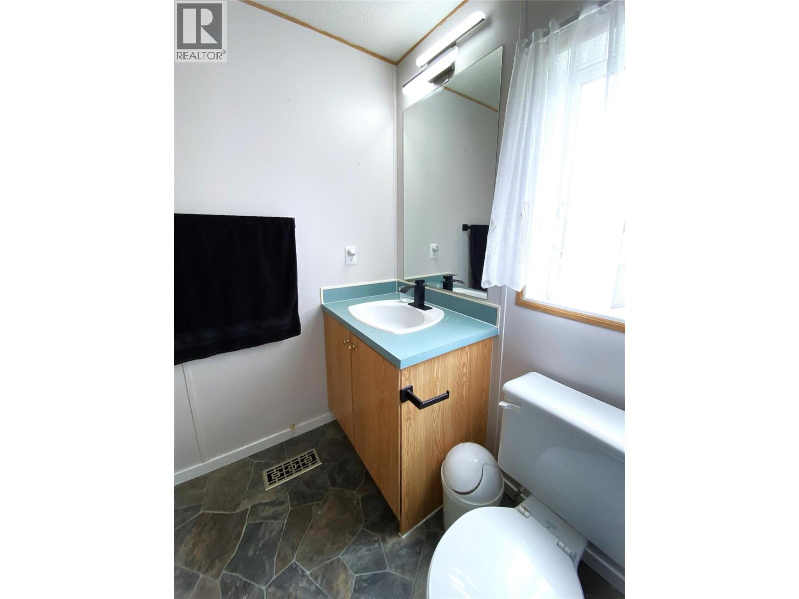 #85 2932 Buckley Road - 24