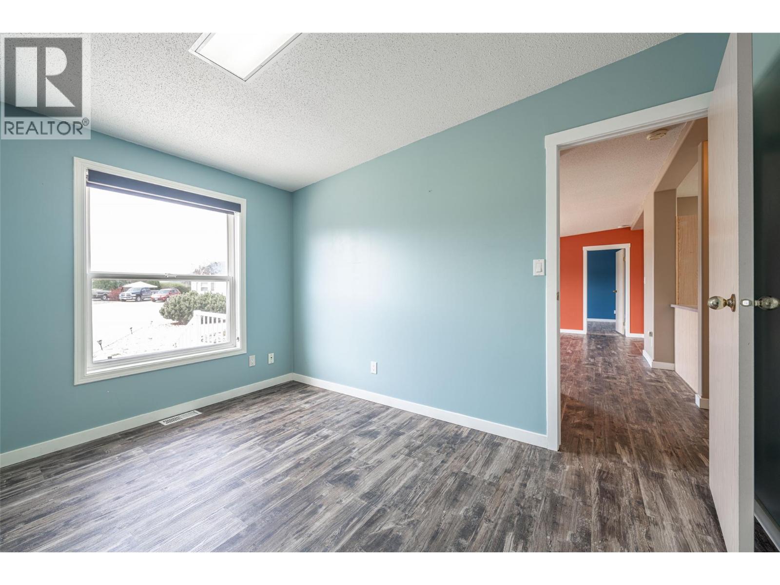 #26 9510 Highway 97 N - 18