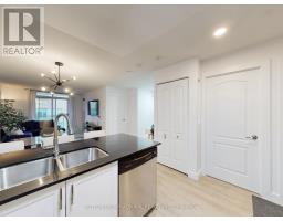 1005 - 212 Eglinton Avenue, Toronto, ON M4P1K4 Photo 12