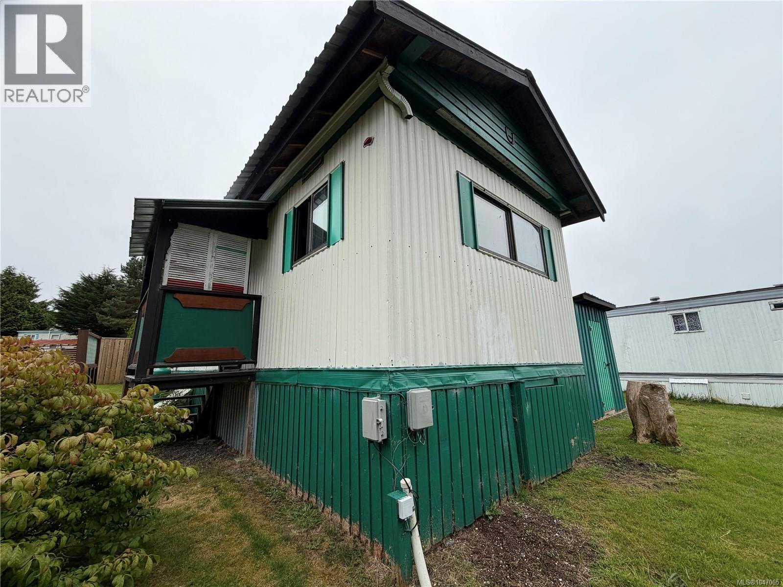 16 5250 Beaver Harbour Rd, Port Hardy