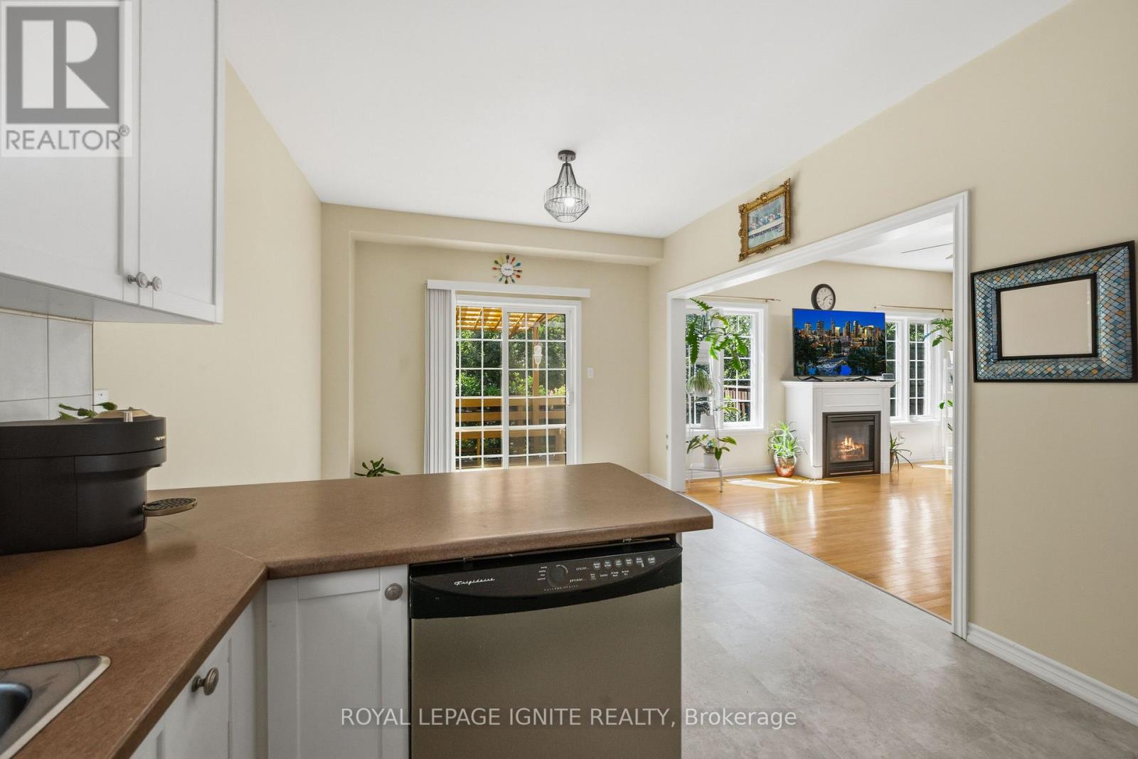 90 SIR JACOBS CRESCENT - Image 19