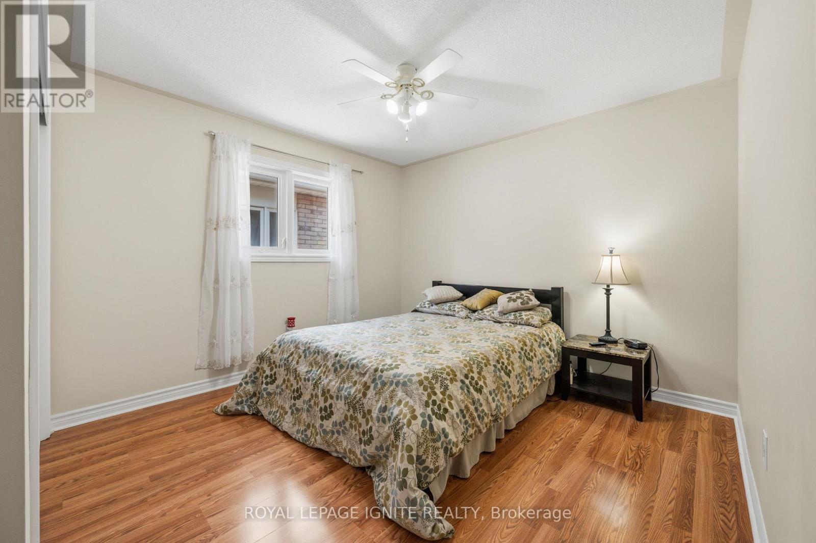 90 SIR JACOBS CRESCENT - 31