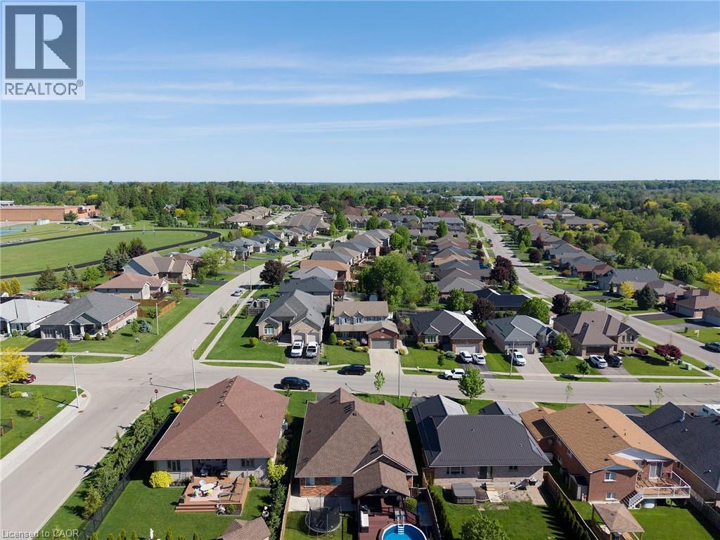 17 DRIFTWOOD Drive - 39