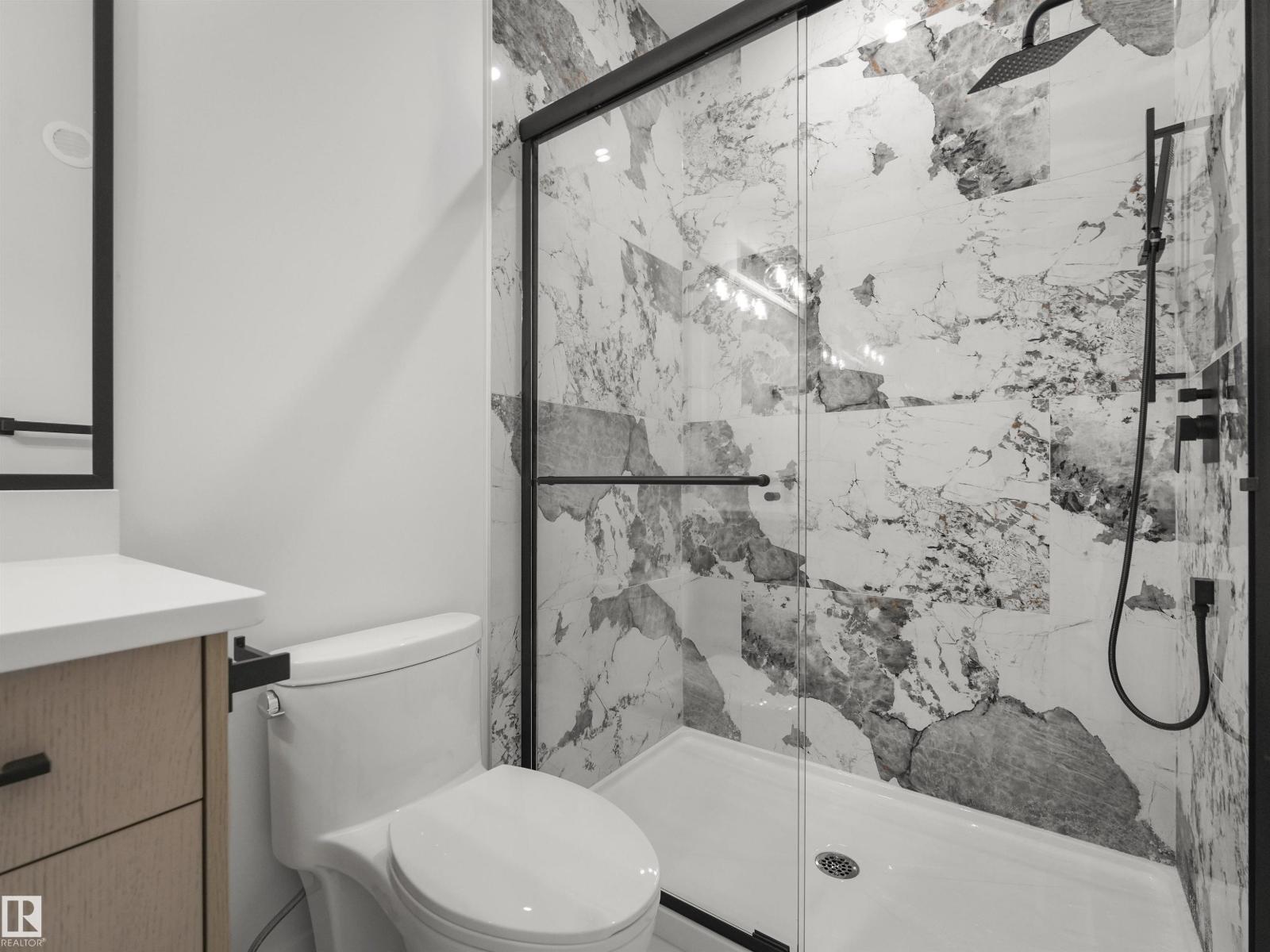 760 32 Street SW - Image 47