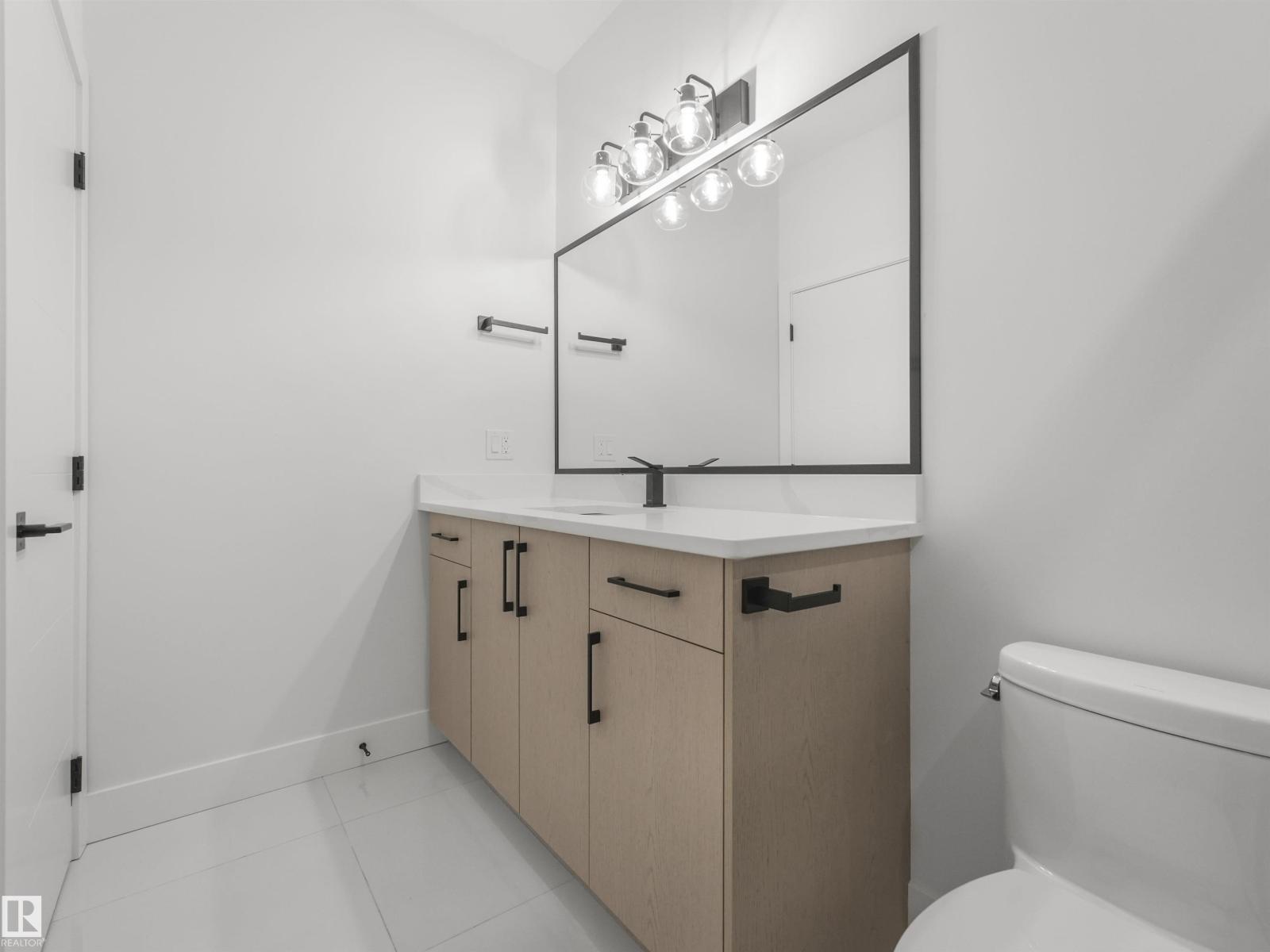 760 32 Street SW - Image 48